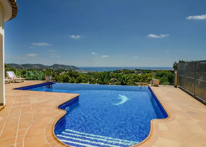 In With Pool Near Villa Moraira