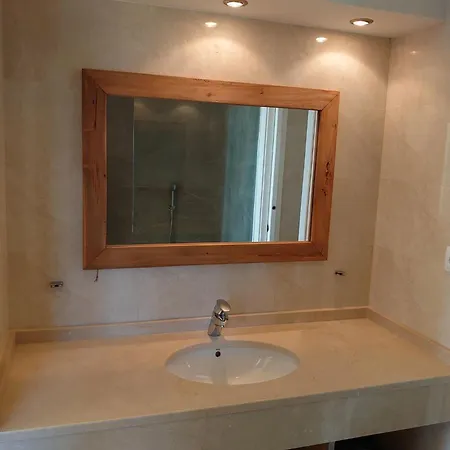 Villa In With Pool Near Moraira
